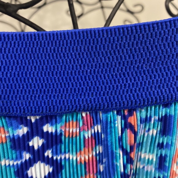 Ruby Rd. Skirt Size 4P - Picture 4 of 6